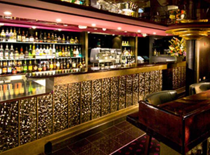 Norwegian Cruise Line Norwegian Epic Interior Epic Theatre Bar.jpg